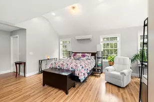 196 Commonwealth Ave, North Attleboro, MA 02763 - Photo 9
