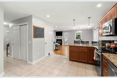 196 Commonwealth Ave, North Attleboro, MA 02763 - Photo 19