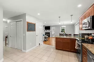 196 Commonwealth Ave, North Attleboro, MA 02763 - Photo 19