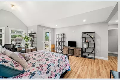 196 Commonwealth Ave, North Attleboro, MA 02763 - Photo 5