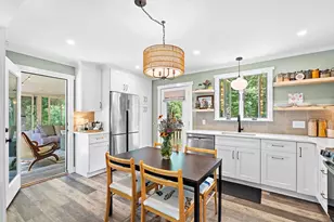 100 Delmar Dr, Northbridge, MA 01588 - Photo 7