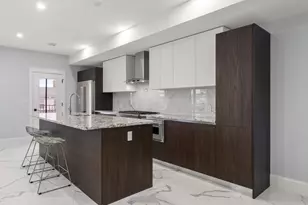 32 Pearl St, Boston, MA 02125 - Photo 5