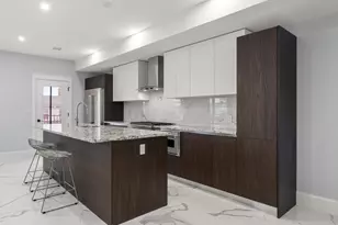 32 Pearl St, Boston, MA 02125 - Photo 5