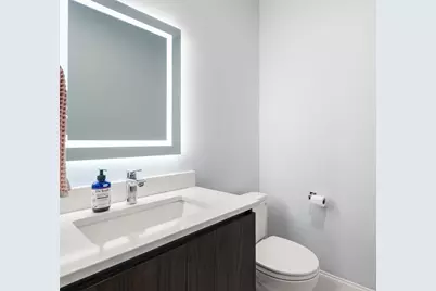32 Pearl St #4, Boston, MA 02125 - Photo 3