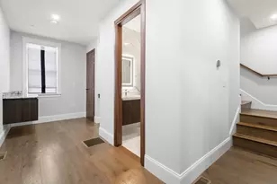 32 Pearl St, Boston, MA 02125 - Photo 27