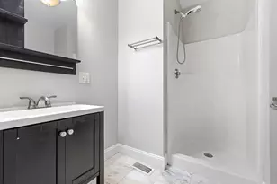 191 Everett St, Boston, MA 02128 - Photo 11
