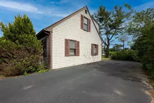 36 Ludlow St, Acushnet, MA 02743 - Photo 7