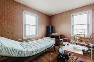 36 Ludlow St, Acushnet, MA 02743 - Photo 17