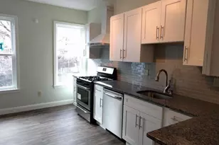 422 McGrath Hwy, Somerville, MA 02143 - Photo 11