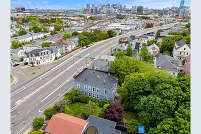 422 McGrath Highway, Somerville, MA 02143 - Photo 5