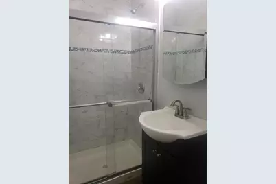 422 McGrath Highway, Somerville, MA 02143 - Photo 17