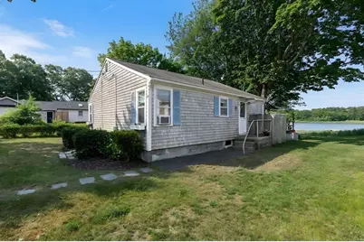 86 Highland Shores Dr, Wareham, MA 02571 - Photo 1