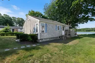 86 Highland Shores Dr, Wareham, MA 02571 - Photo 1