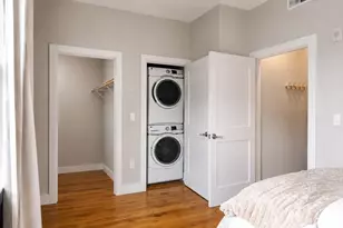 182 W Seventh St, Boston, MA 02127 - Photo 9