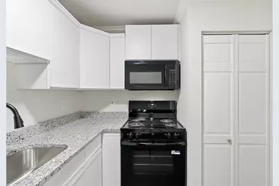 30 Abbey Rd #102, Leominster, MA 01453 - Photo 9