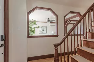 39 Lawley St, Boston, MA 02122 - Photo 15