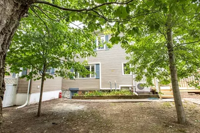 39 Lawley Street, Boston, MA 02122 - Photo 27