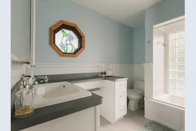 8 Liberty Street, Holyoke, MA 01040 - Photo 25