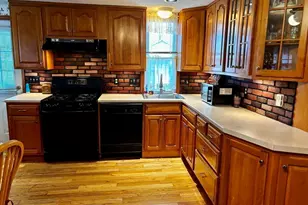 91 Daviston St, Springfield, MA 01108 - Photo 11