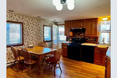 91 Daviston St, Springfield, MA 01108 - Photo 15