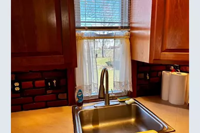 91 Daviston St, Springfield, MA 01108 - Photo 13