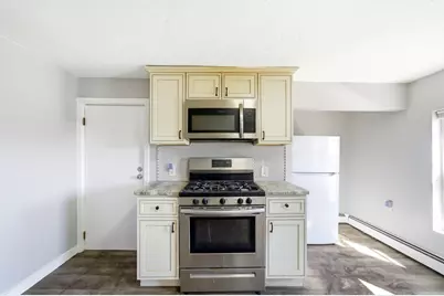 29-31 Auburn Street #1R, Everett, MA 02149 - Photo 3
