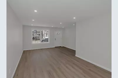 65 Euclid Avenue #1, Springfield, MA 01108 - Photo 3