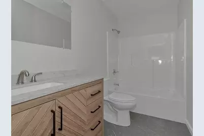 65 Euclid Avenue #1, Springfield, MA 01108 - Photo 9