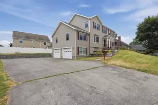 7 Riverside St, Danvers, MA 01923 - Photo 35