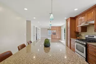 7 Riverside St, Danvers, MA 01923 - Photo 7