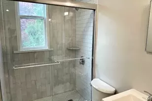 13 Anderson St, Boston, MA 02114 - Photo 9