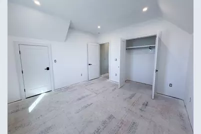 4 Oneil Way, Saugus, MA 01906 - Photo 17