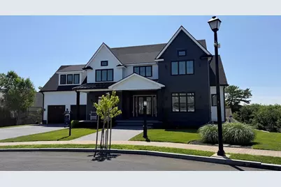 4 Oneil Way, Saugus, MA 01906 - Photo 1