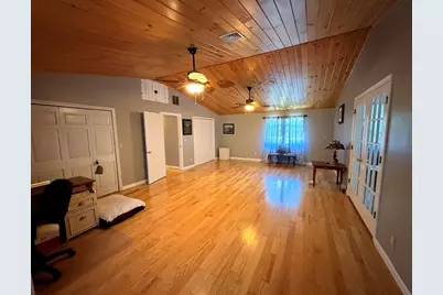 148 Curtis Ave, Attleboro, MA 02703 - Photo 9