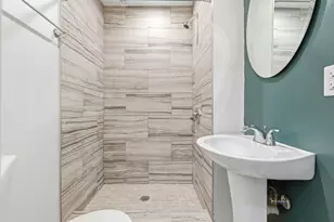 47 Metropolitan Ave, Boston, MA 02131 - Photo 15