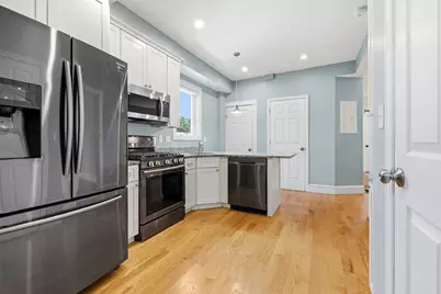 47 Metropolitan Ave #1, Boston, MA 02131 - Photo 3