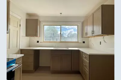 78 Hull St #2, Belmont, MA 02478 - Photo 3