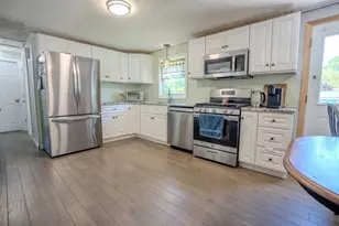 18 Plainfield Rd, Pepperell, MA 01463 - Photo 7