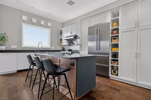 17 Thomas Pk, Boston, MA 02127 - Photo 5