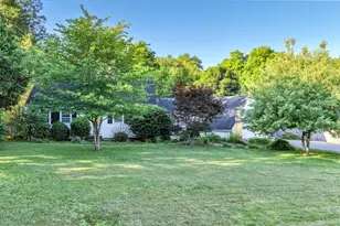 544 Springfield St, Wilbraham, MA 01096 - Photo 1