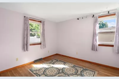 32 Arapahoe Rd, Bellingham, MA 02019 - Photo 17