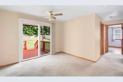 32 Arapahoe Rd, Bellingham, MA 02019 - Photo 11