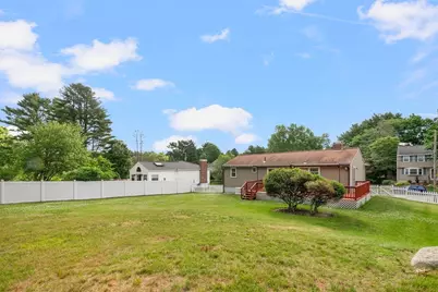 32 Arapahoe Rd, Bellingham, MA 02019 - Photo 25