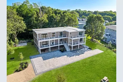 3 Colburn St #1, Gloucester, MA 01930 - Photo 3