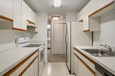 1600 Massachusetts Avenue #205, Cambridge, MA 02138 - Photo 9