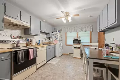 2 Alden Dr, North Attleboro, MA 02760 - Photo 9