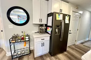 242 W 3rd St, Boston, MA 02127 - Photo 5