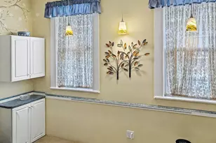 23 Fruit St, Worcester, MA 01609 - Photo 9