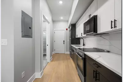 872 Broadway #205, Somerville, MA 02144 - Photo 3