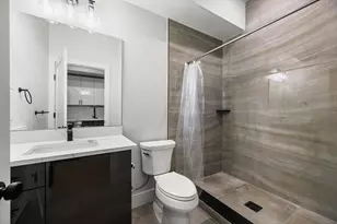 872 Broadway, Somerville, MA 02144 - Photo 7